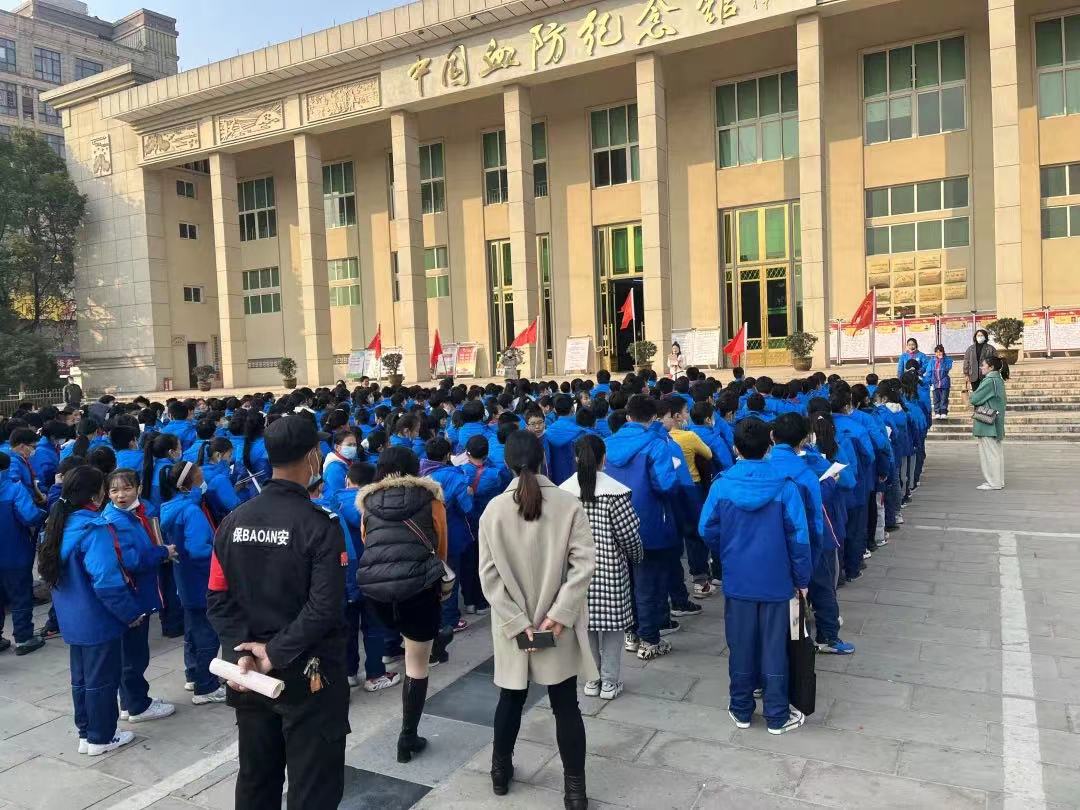中国血防纪念馆联合余江城区各中小学开展爱国主义教育活动