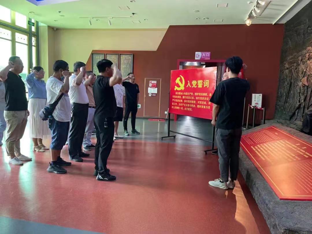 传承红色基因 凝聚奋斗共识